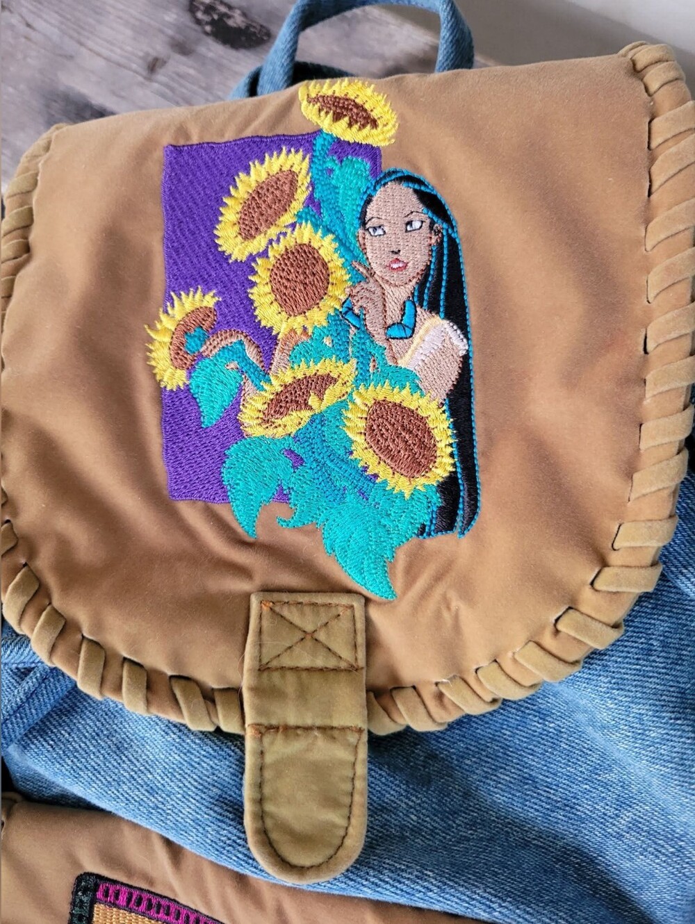 Rare vintage DISNEY STORE POCAHONTAS Denim & Suede Backpack Book Bag Pocket 1995 - Picture 7 of 8